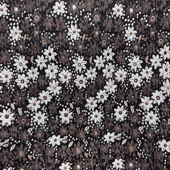 Tuckernuck Floral Black and White A Line Skirt - Picture 6 of 12